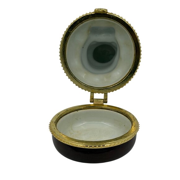 Handcrafted Silvestri Teddy Bear Trinket Box With Gold Trim & Porcelain Interior - Picture 4 of 5